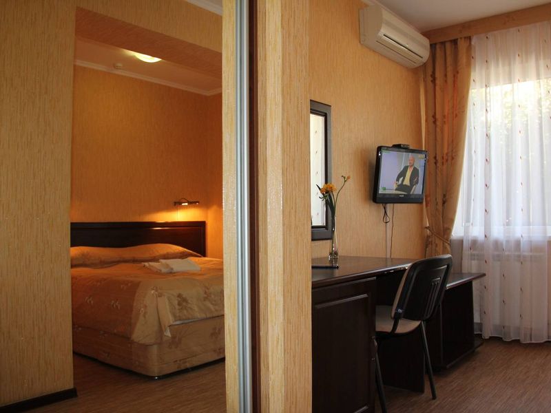 Hotel Photo 5