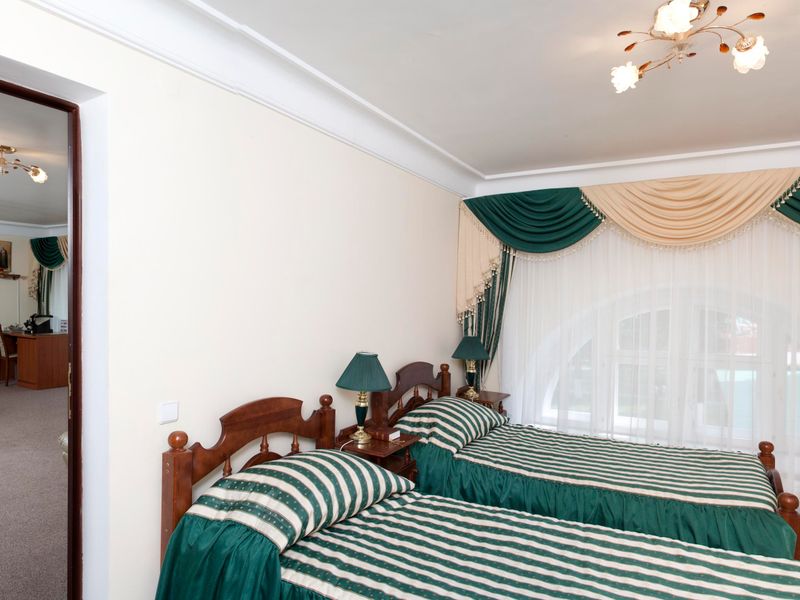 Hotel Photo 1