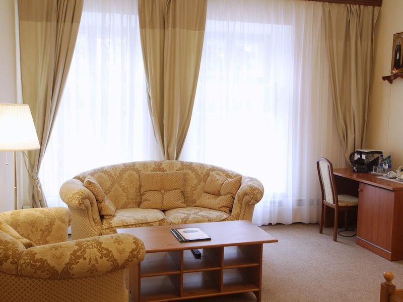 Hotel Photo 12