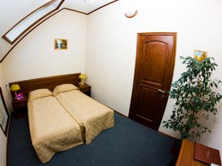 Елизар Отель