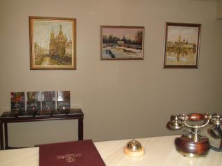Галерея