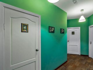 Друзья на Банковском