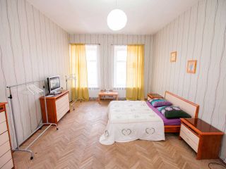 Feelathome на Восстания
