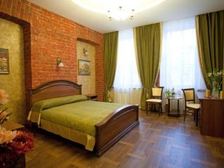 Castle Отель