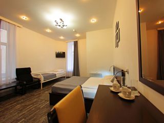 Мини-Отель White & Black Home