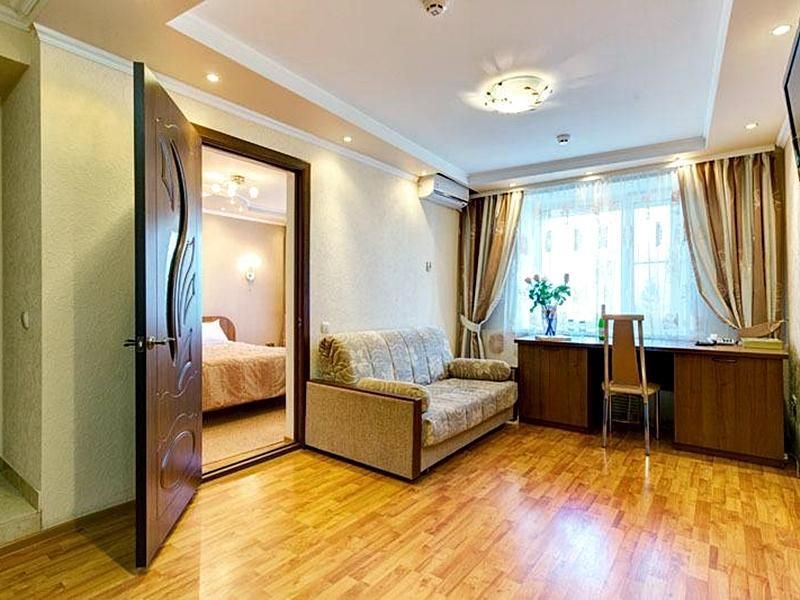 Hotel Photo 1