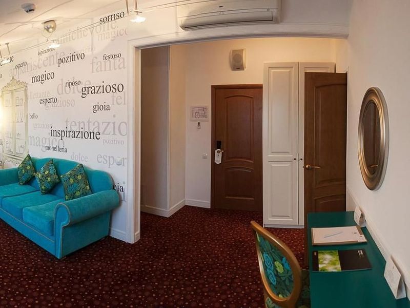 Hotel Photo 4