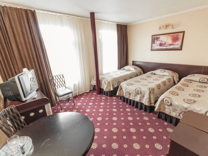 Hotel Photo 5