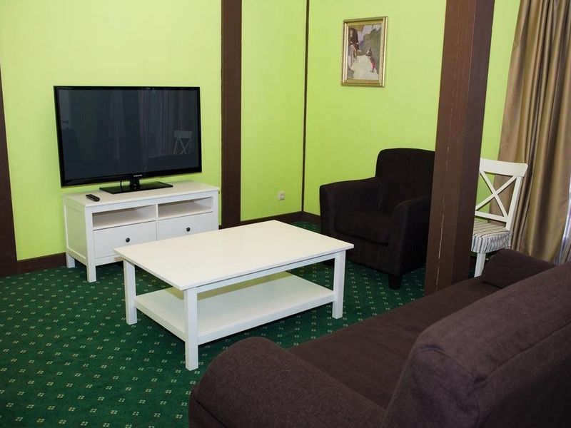 Hotel Photo 8