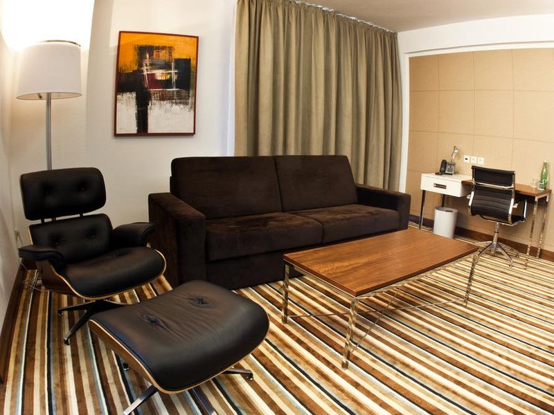 Hotel Photo 5
