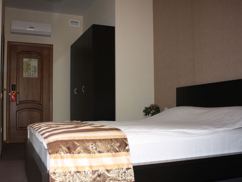 Hotel Photo 12