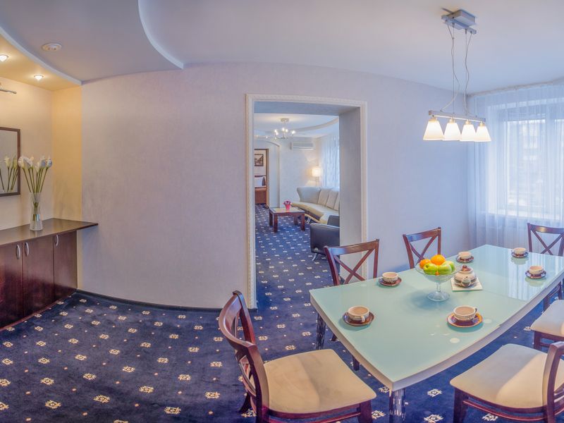Hotel Photo 12