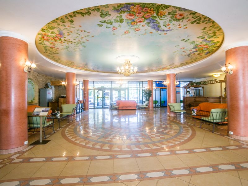 Hotel Photo 10