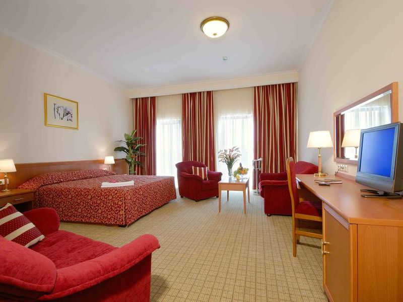 Hotel Photo 9