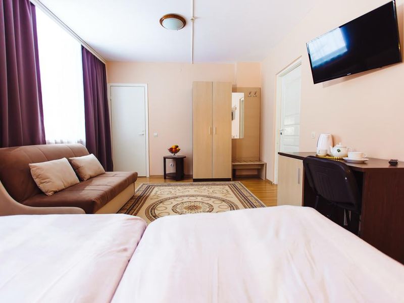 Hotel Photo 1