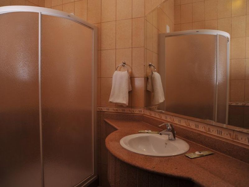 Hotel Photo 9