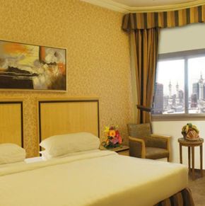 NearBy Hotel