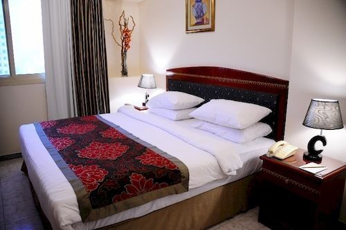 Al Sharq Hotel – BAITHANS