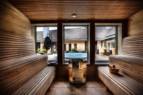 Hotel Photo 9
