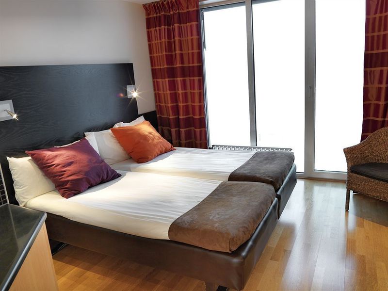 Hotel Photo 1