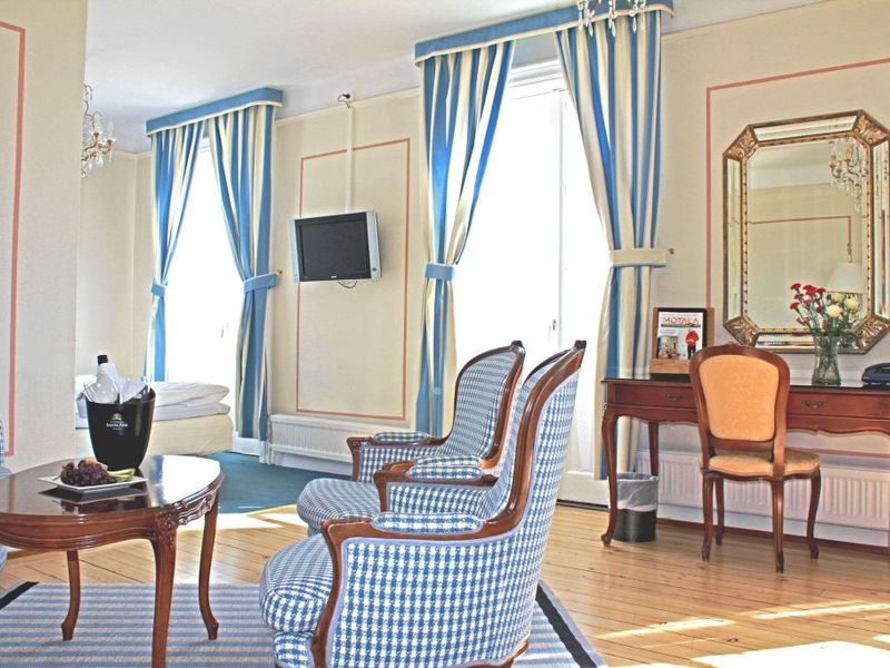 Hotel Photo 6