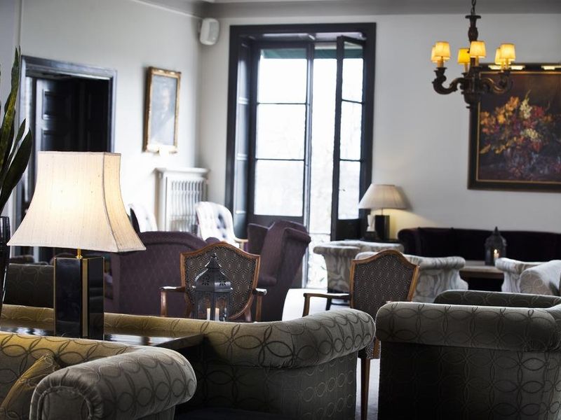 Hotel Photo 8