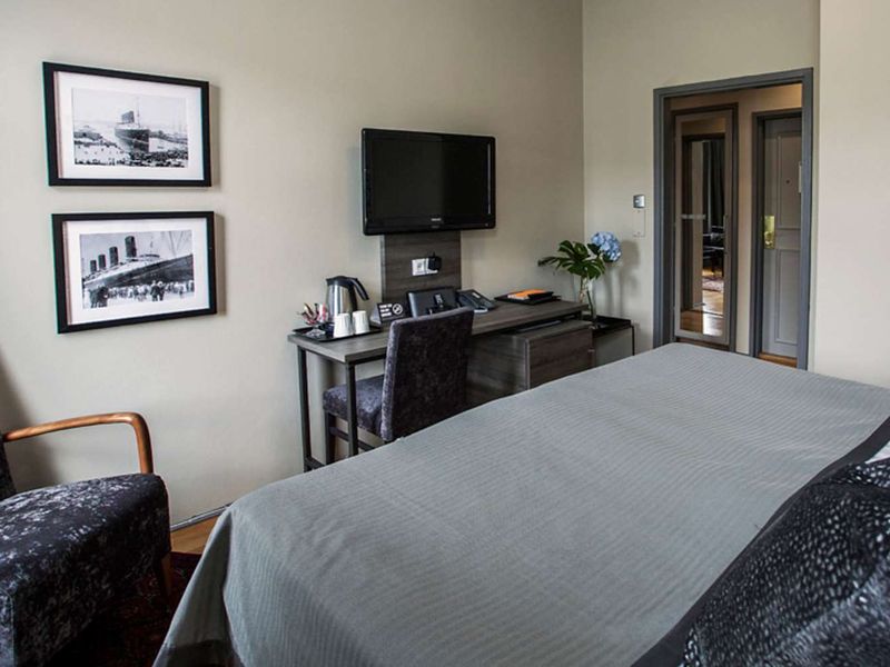Hotel Photo 12