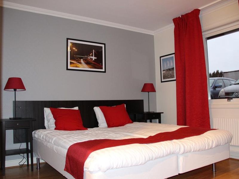 Hotel Photo 1