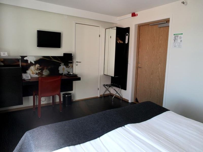 Hotel Photo 6