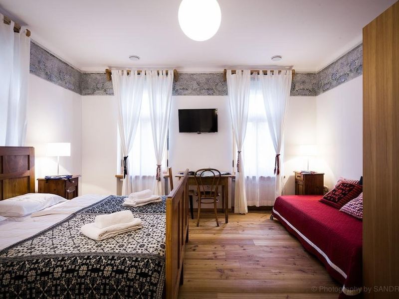 Hotel Photo 1