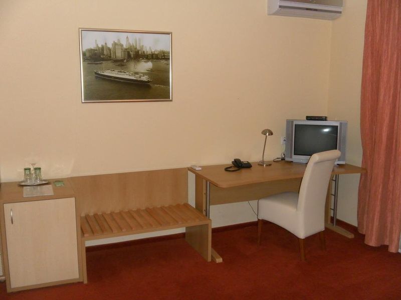 Hotel Photo 5