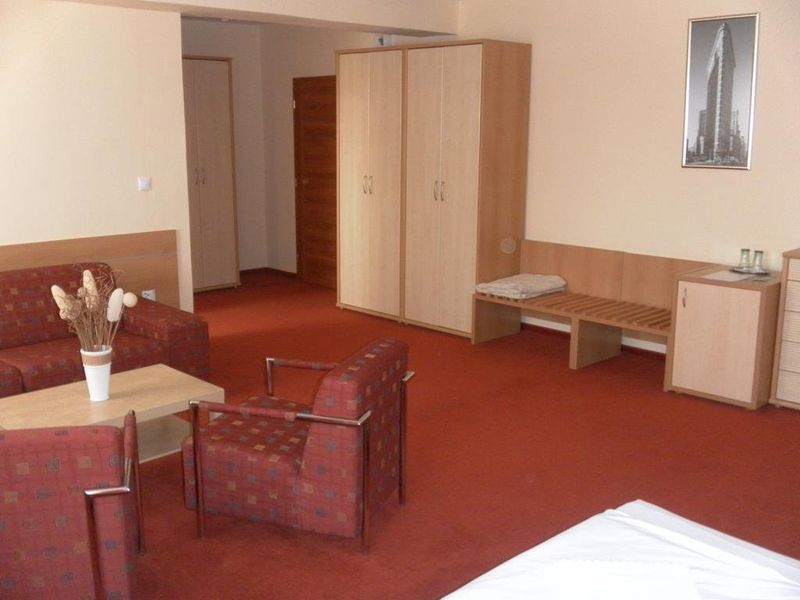 Hotel Photo 9