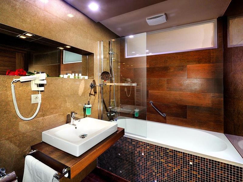 Hotel Photo 9