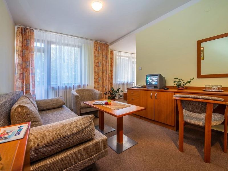 Hotel Photo 5