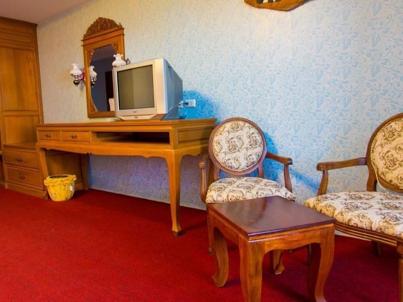 Hotel Photo 6