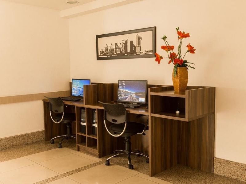 Hotel Photo 5