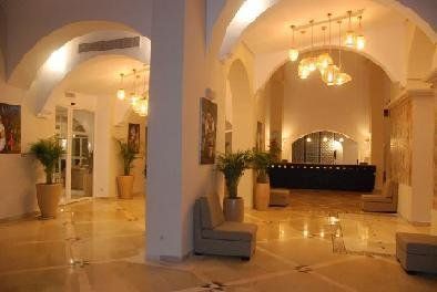 Hotel Photo 8