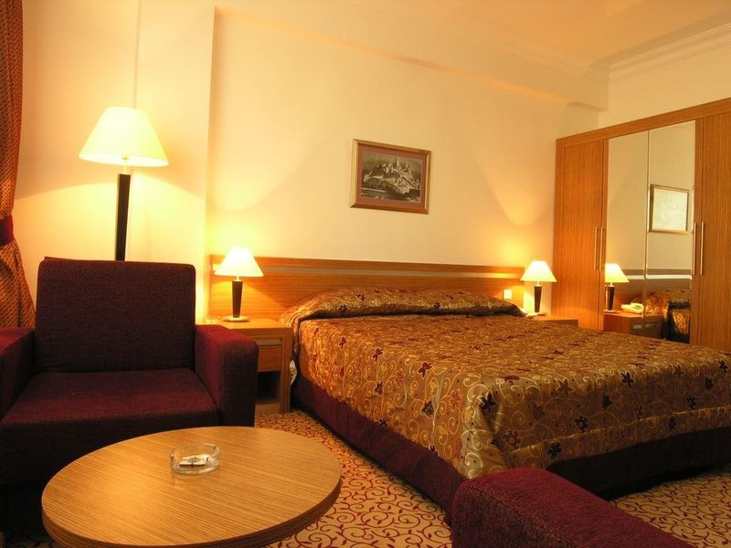 Hotel Photo 1