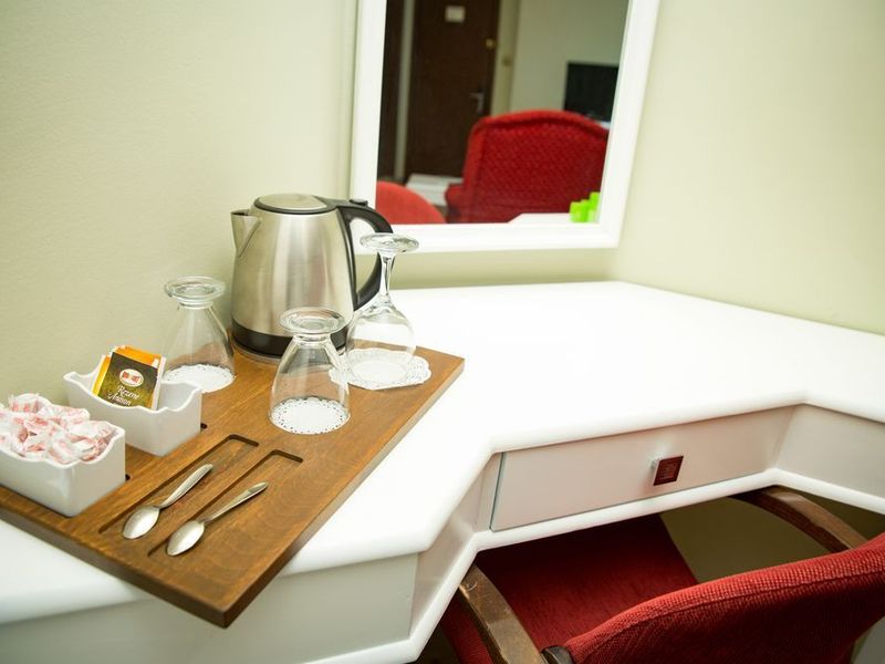 Hotel Photo 6