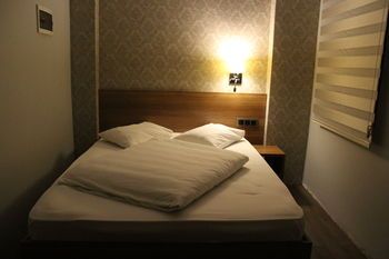 hotel booking template