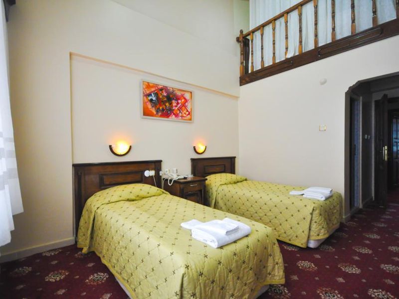 Hotel Photo 5