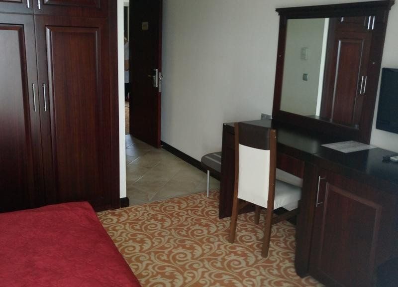 Hotel Photo 12