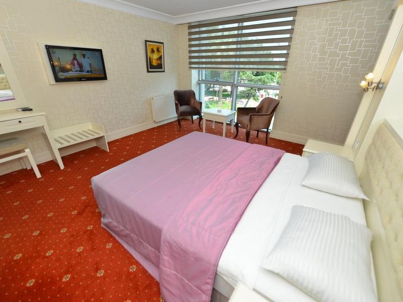 Hotel Photo 6