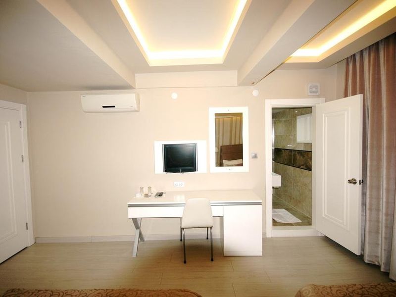Hotel Photo 5