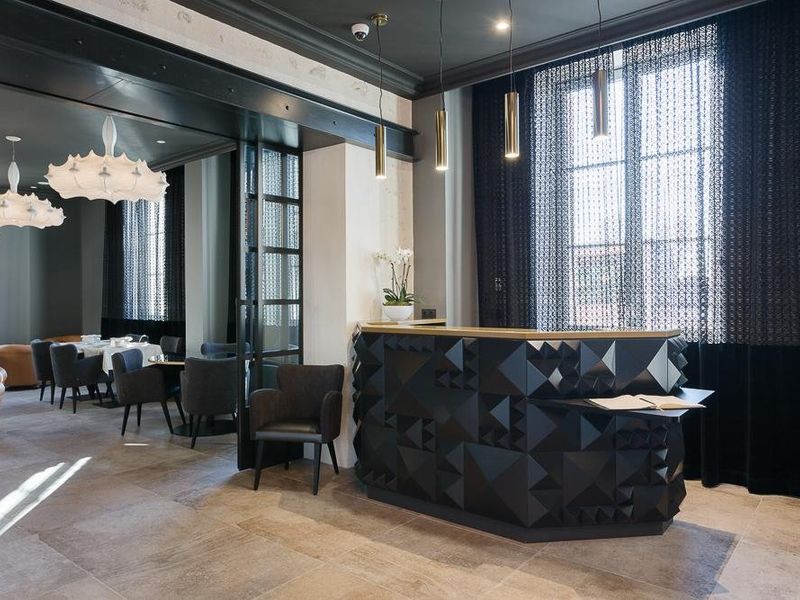 Hotel Photo 6