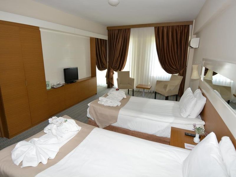 Hotel Photo 1