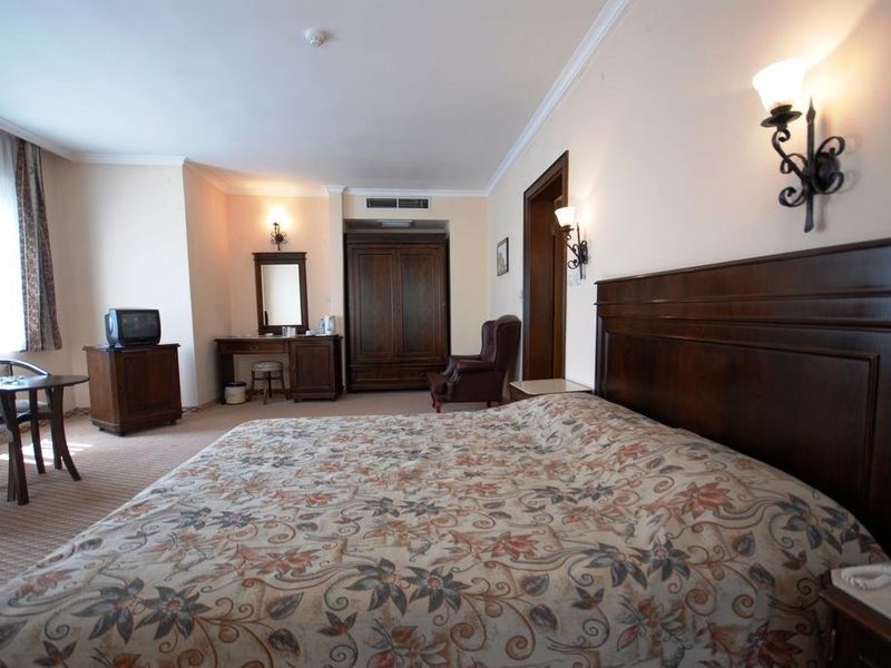 Hotel Photo 1