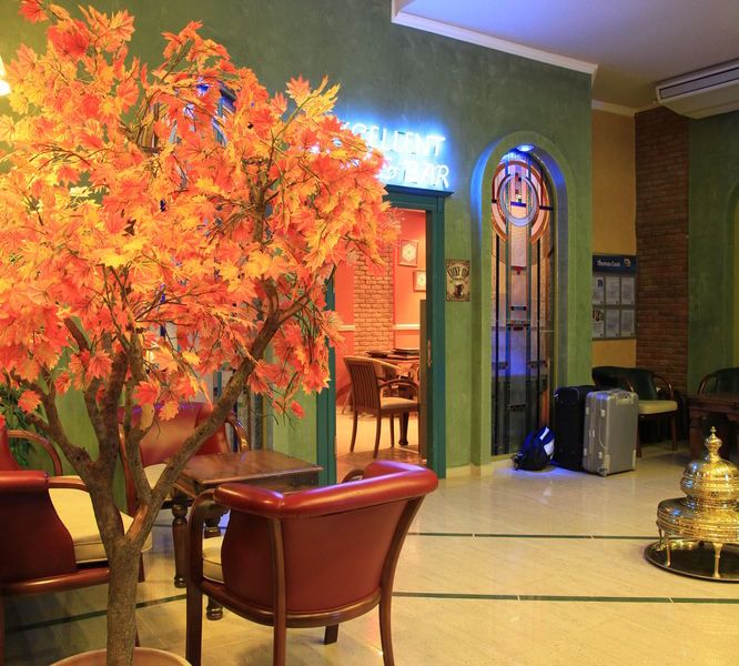 Hotel Photo 9
