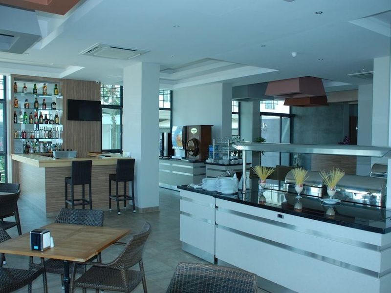 Hotel Photo 5