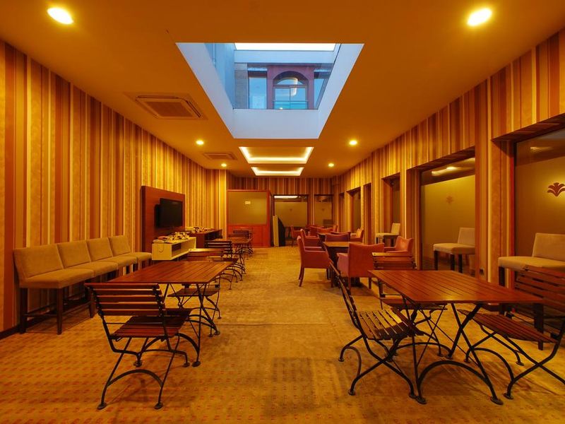Hotel Photo 12